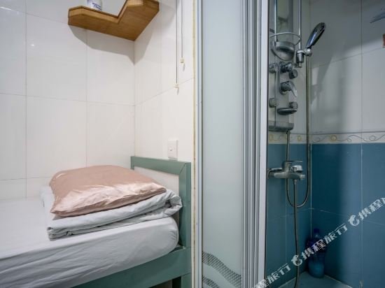 Фото Cosmic Guest House