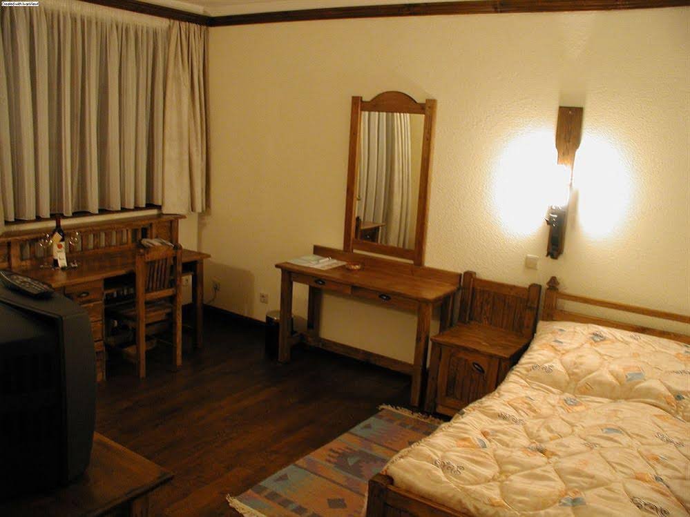 Фото Hotel Tanne