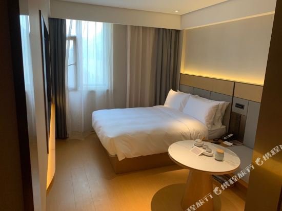 Фото Ji Hotel Shanghai Xinzhuang South Square