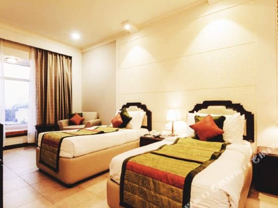 Фото Howard Plaza The Fern