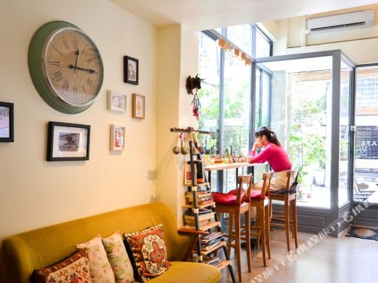 Фото Good Day Hostel