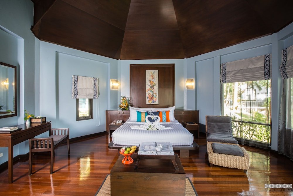 Фото Peace Laguna Resort & SPA