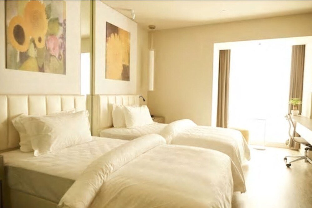 Фото Metropolo Hangzhou Railway Station East