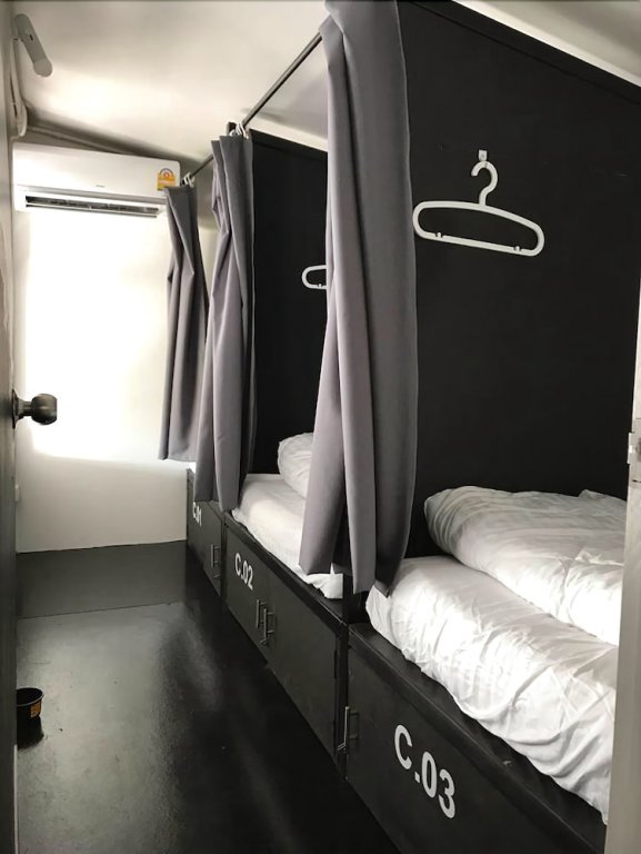 Фото The Park Society - Hostel