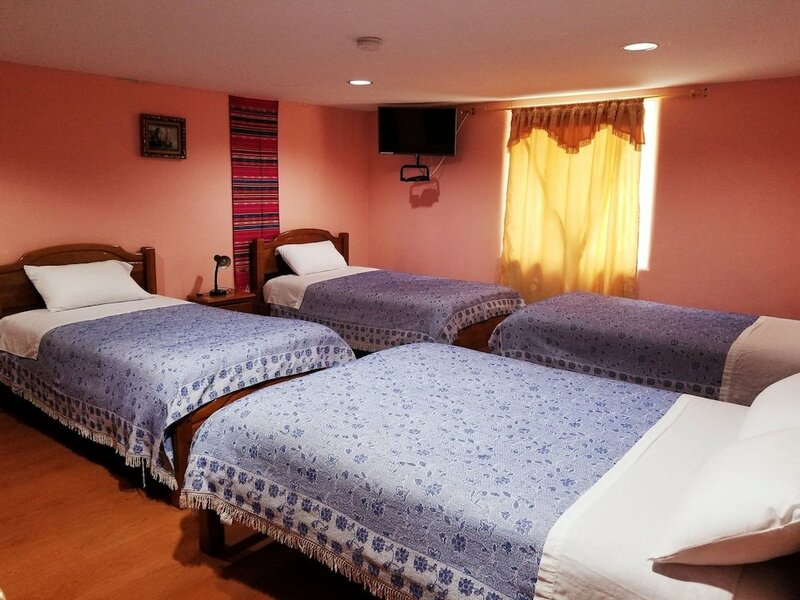 Гостиница Travellers Inn в Кито