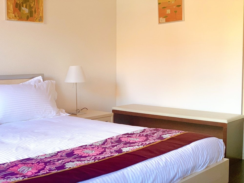 Фото La Couronne