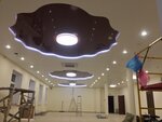 Честный-мастер 37 (Rozhdestvenskiy Microdistrict, 4) ، تمتد والأسقف المعلقة