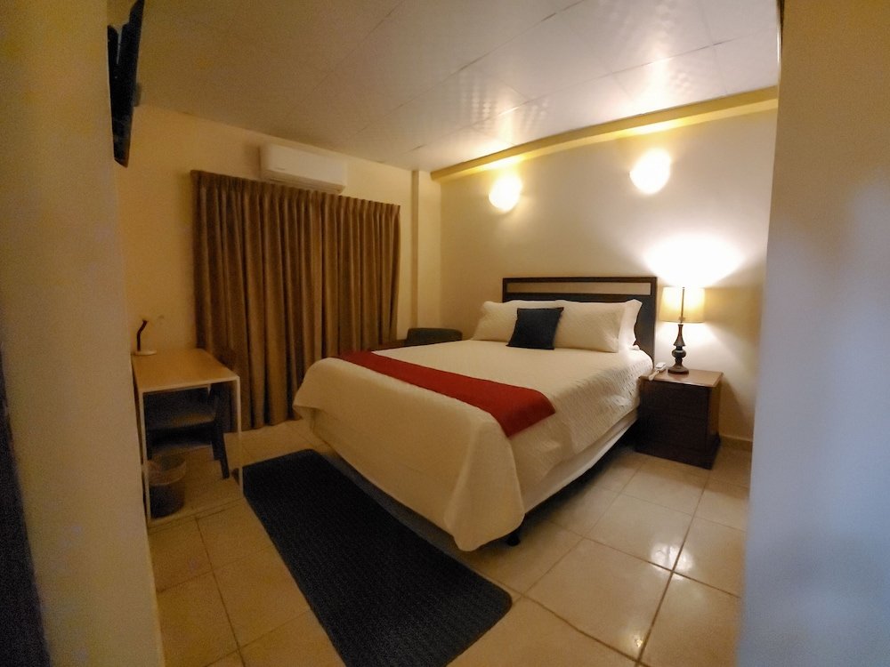 Фото отеля 4