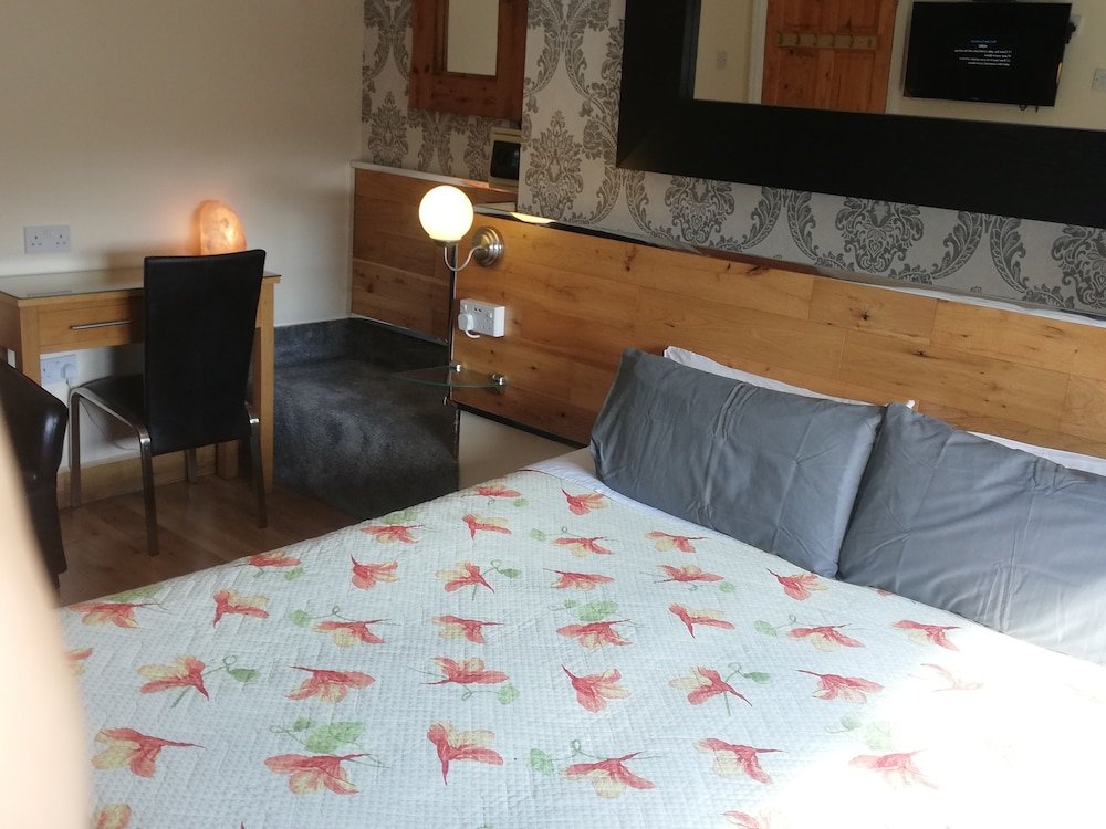 Фото FlyOver Bed and Breakfast