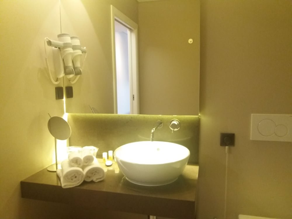 Фото Avenida Boutique Hotel