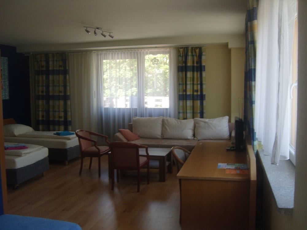 Фото Pension am Filmpark