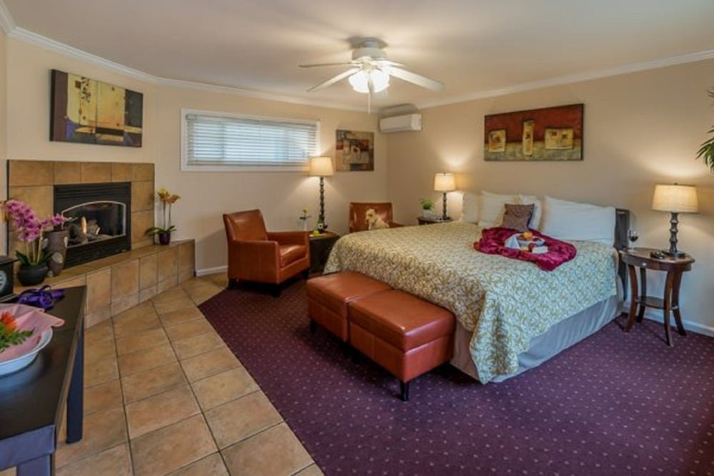 Фото Beach House Inn