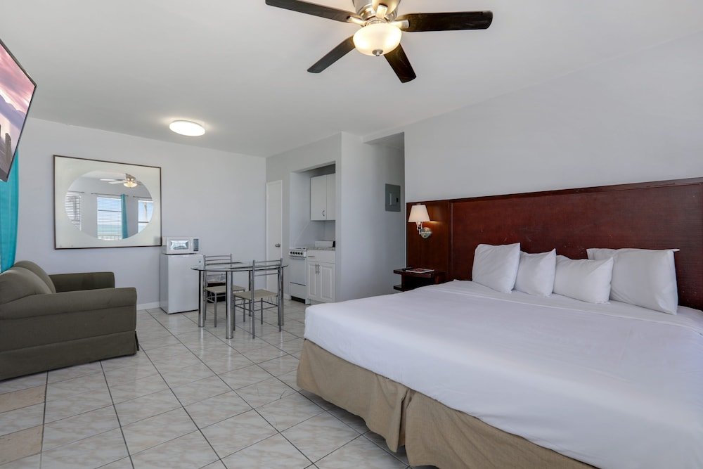 Фото Paradise Oceanfront Hbh
