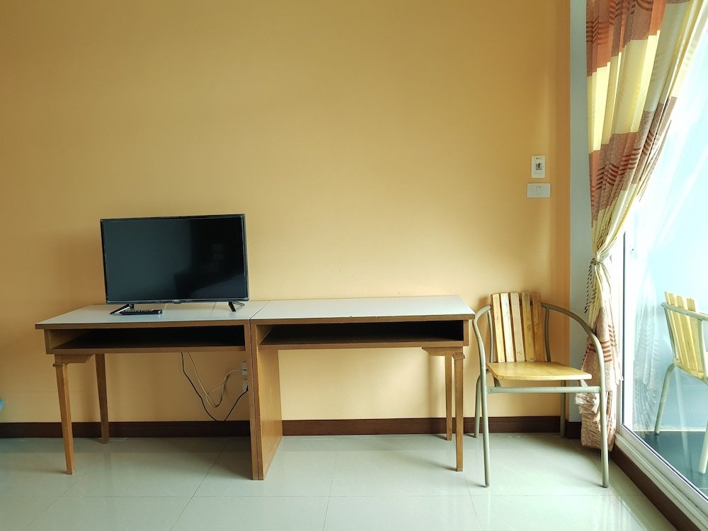 Фото Breeze Hill Hotel