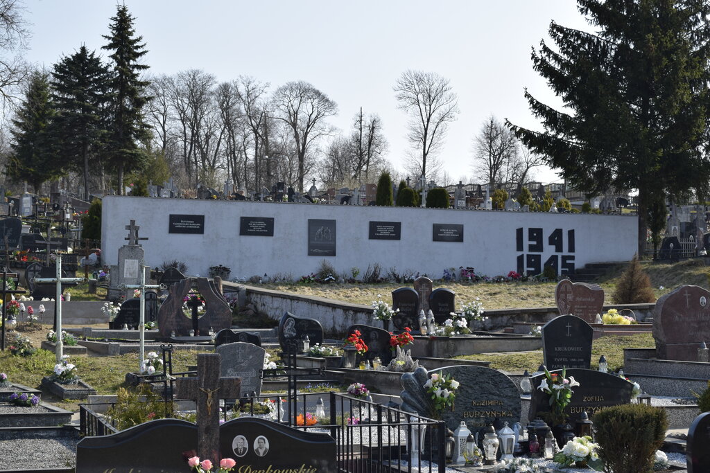 Monument, memorial Кладбище советских воинов, павших на войне 1941-1945 гг., Vilnius County, photo
