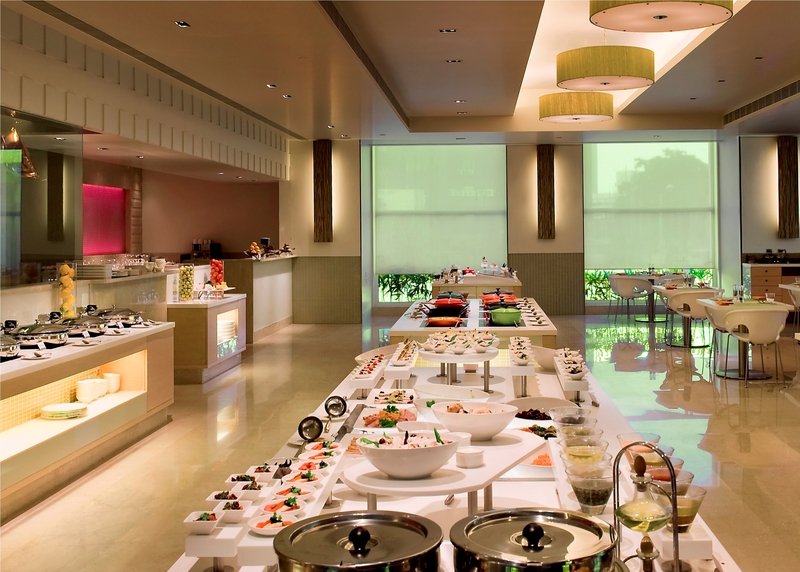 Фото The Raintree, Anna Salai