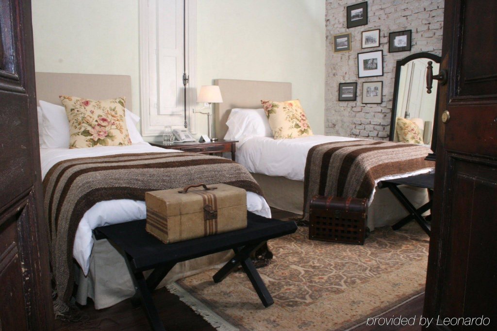 Фото La Alondra Casa De Huéspedes