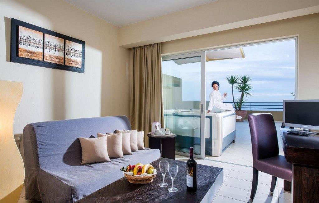 Фото Blue Marine Resort & SPA Hotel