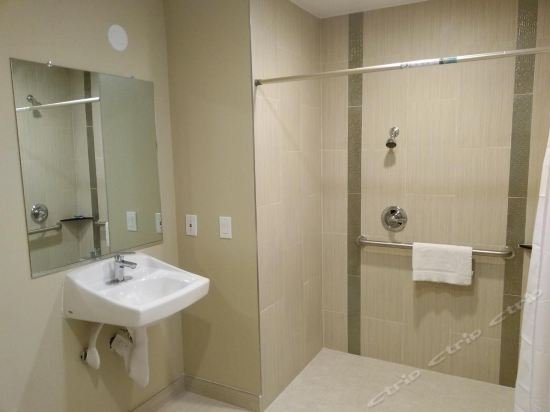 Фото Highlander Motel