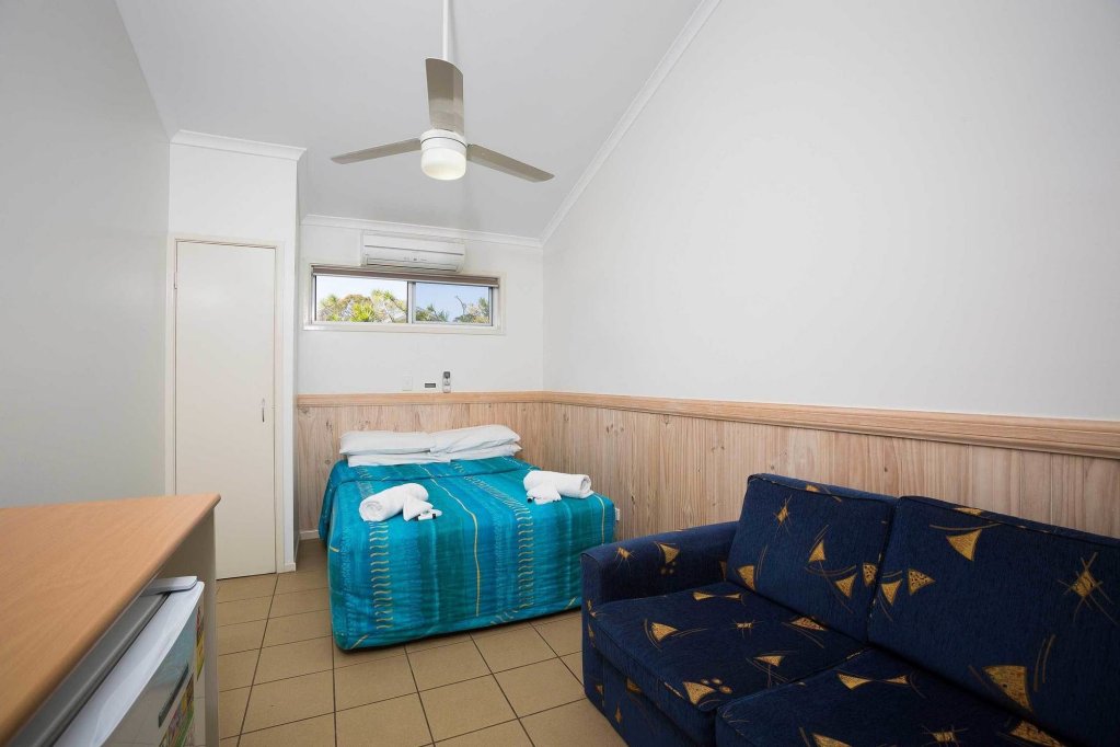 Фото Kirra Beach Tourist Park