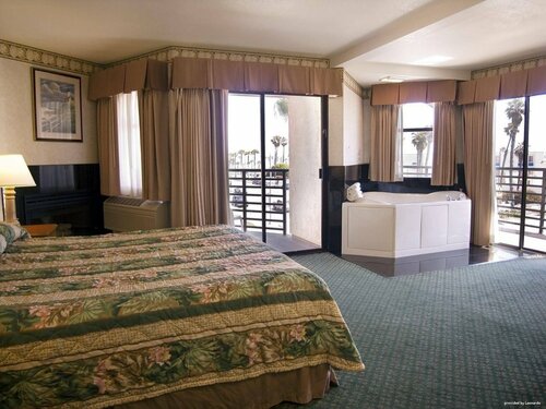 Гостиница Huntington Beach Inn в Хантингтон-Бич