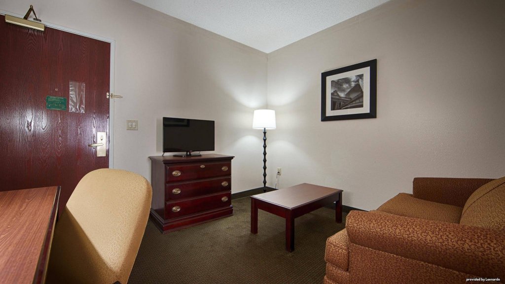 Фото Best Western Airport Suites