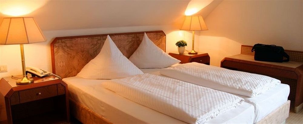 Фото Hotel Flora Stuttgart - Möhringen