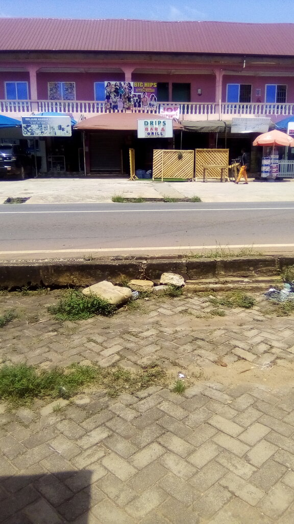 Bar, pub Drips Bar & Grill, Kumasi, photo