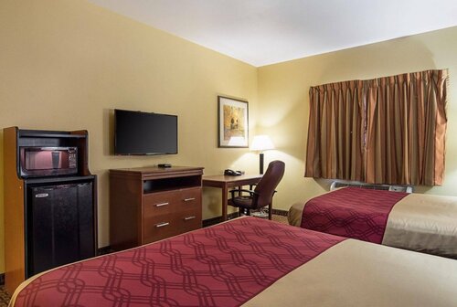 Гостиница Econo Lodge Inn & Suites Little Rock Sw