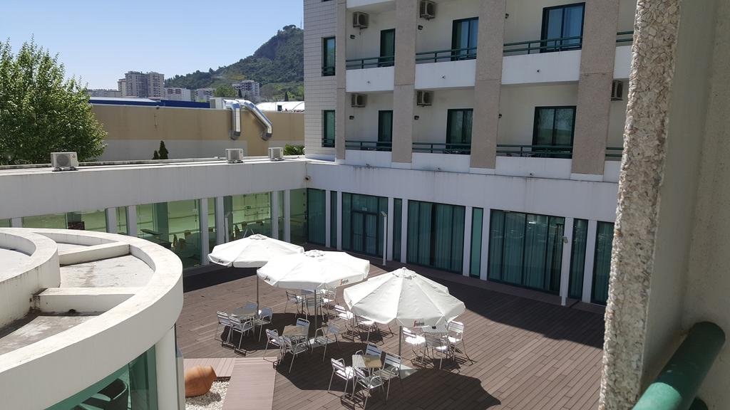 Фото Lezíria Parque Hotel