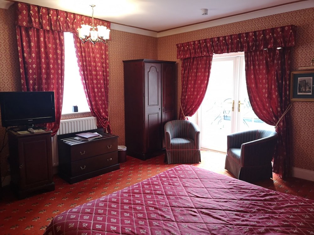 Фото Langley Castle Hotel