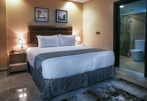 Гостиница Adams Hotel