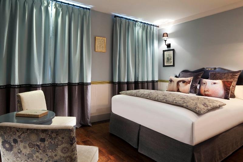 Фото Les Plumes Hôtel