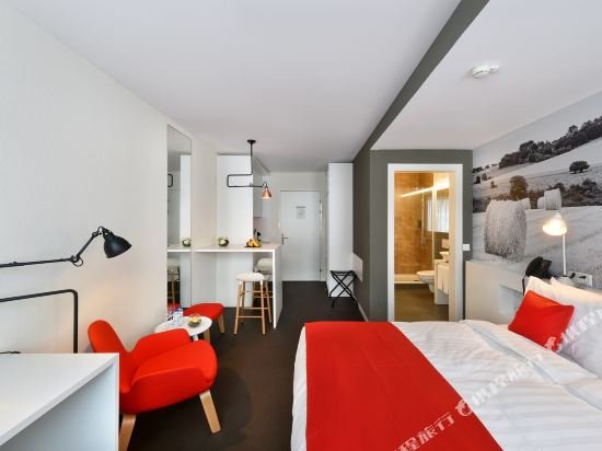 Фото Home Swiss Hotel