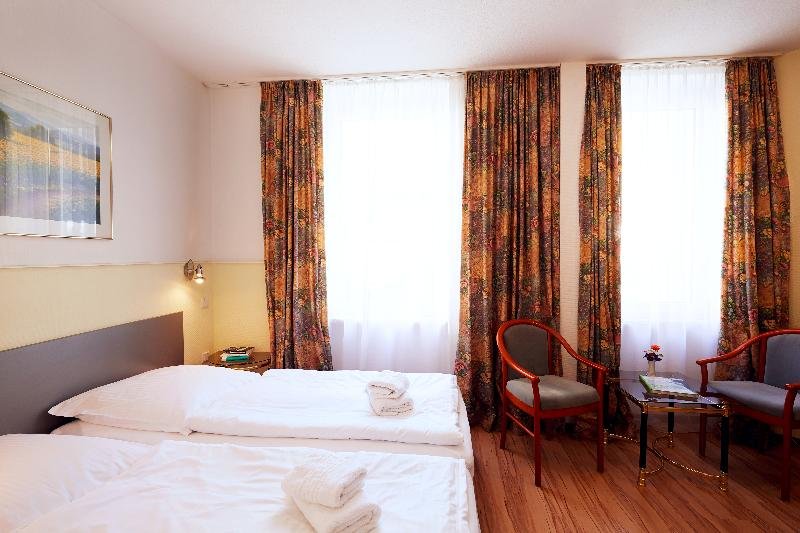 Фото Ring Hotel Garni