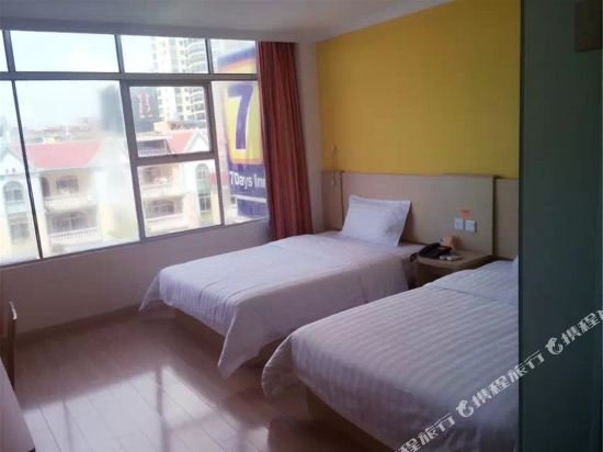 Фото 7 Days Inn Fangchenggang Taohuawan Plaza Branch