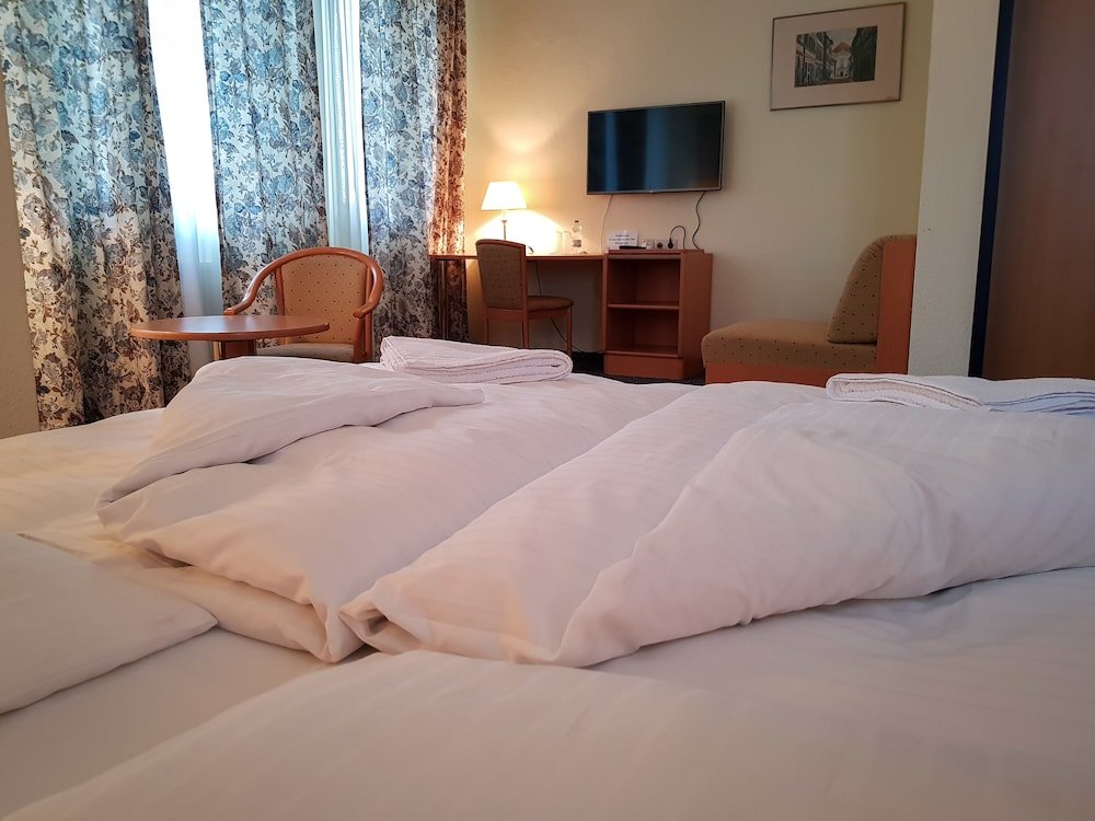 Фото Hotel Altberesinchen