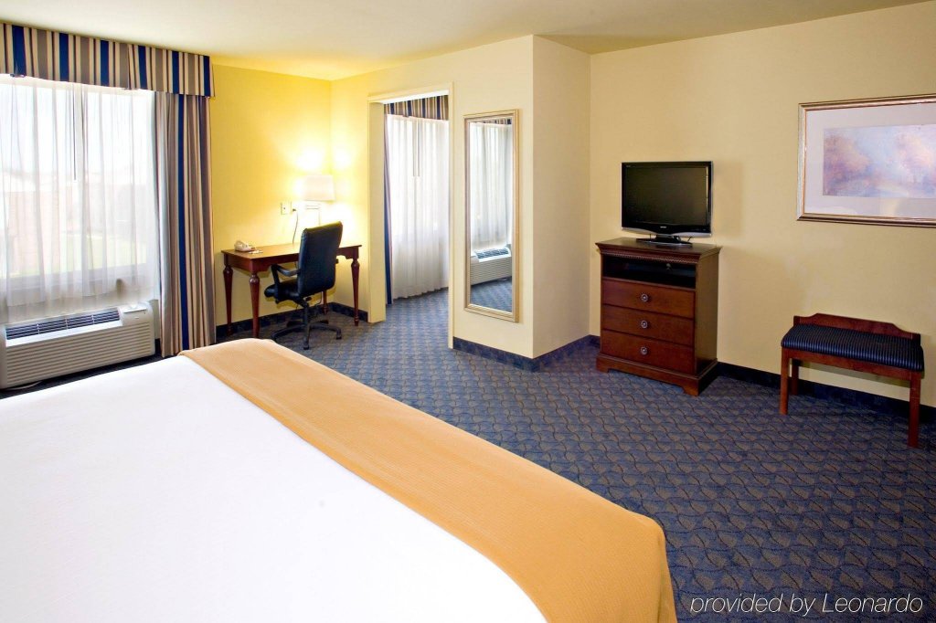 Фото Holiday Inn Express & Suites Corpus Christi Nw - Calallen, an Ihg Hotel