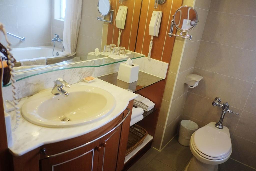 Фото First Hotel