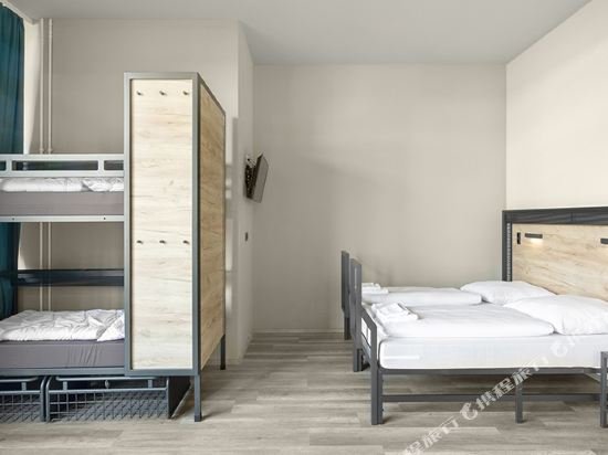 Фото A&o Frankfurt Galluswarte