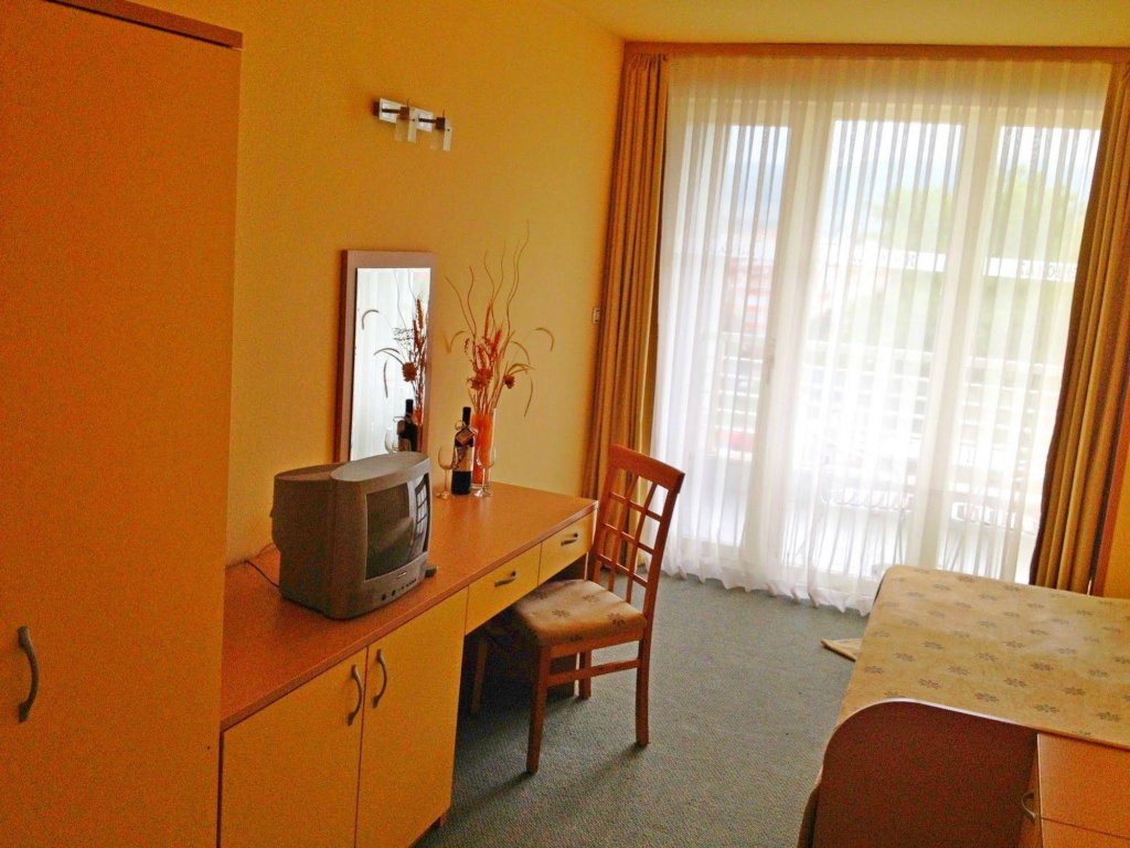 Фото Hotel Kalofer