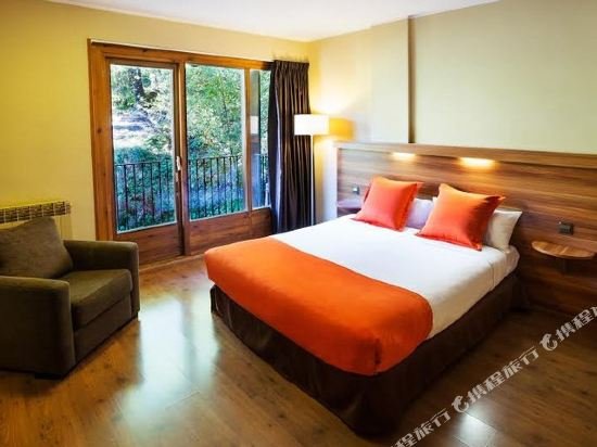 Фото Hotel Anyóspark Mountain & Wellness Resort