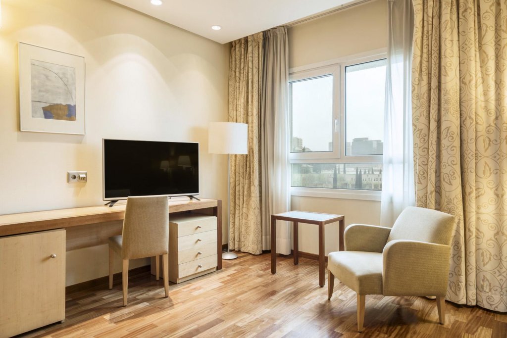 Фото Hotel Ilunion Pio XII