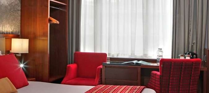 Фото Seraphine Kensington Olympia Hotel