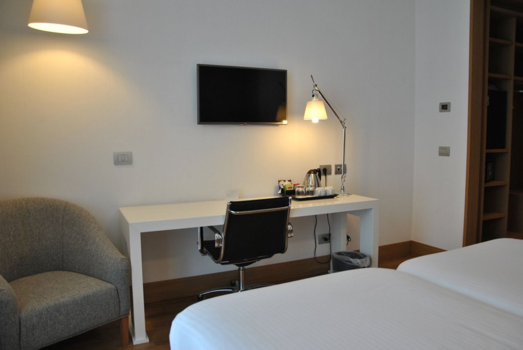 Фото Hilton Garden Inn Milan North