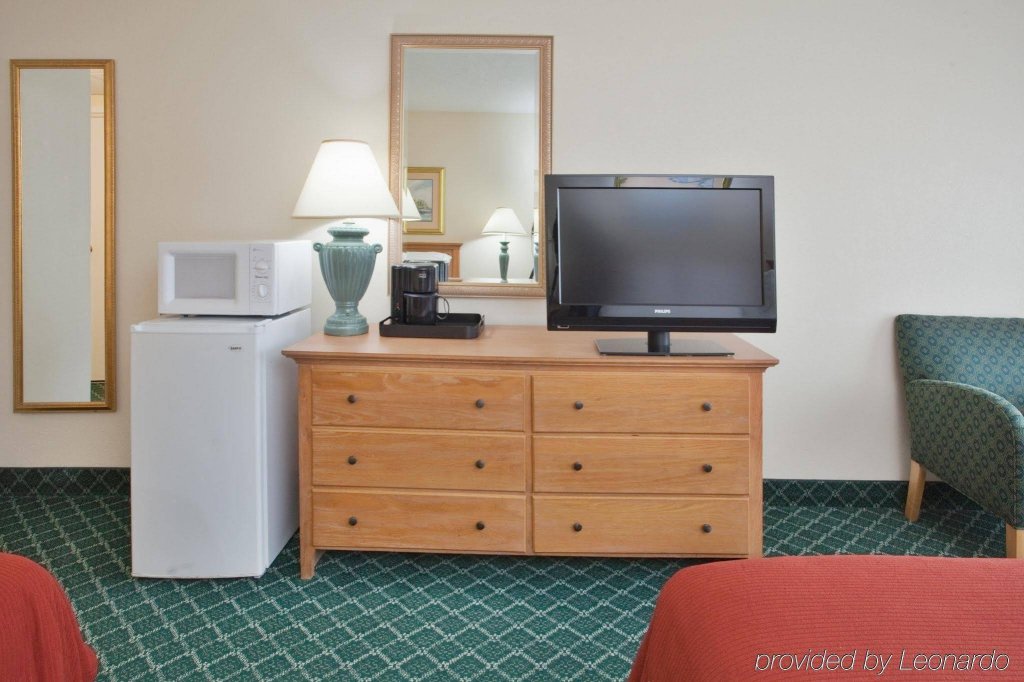 Фото Baymont by Wyndham Kitty Hawk Outer Banks