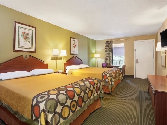 Фото Super 8 by Wyndham Pearl/Jackson/East