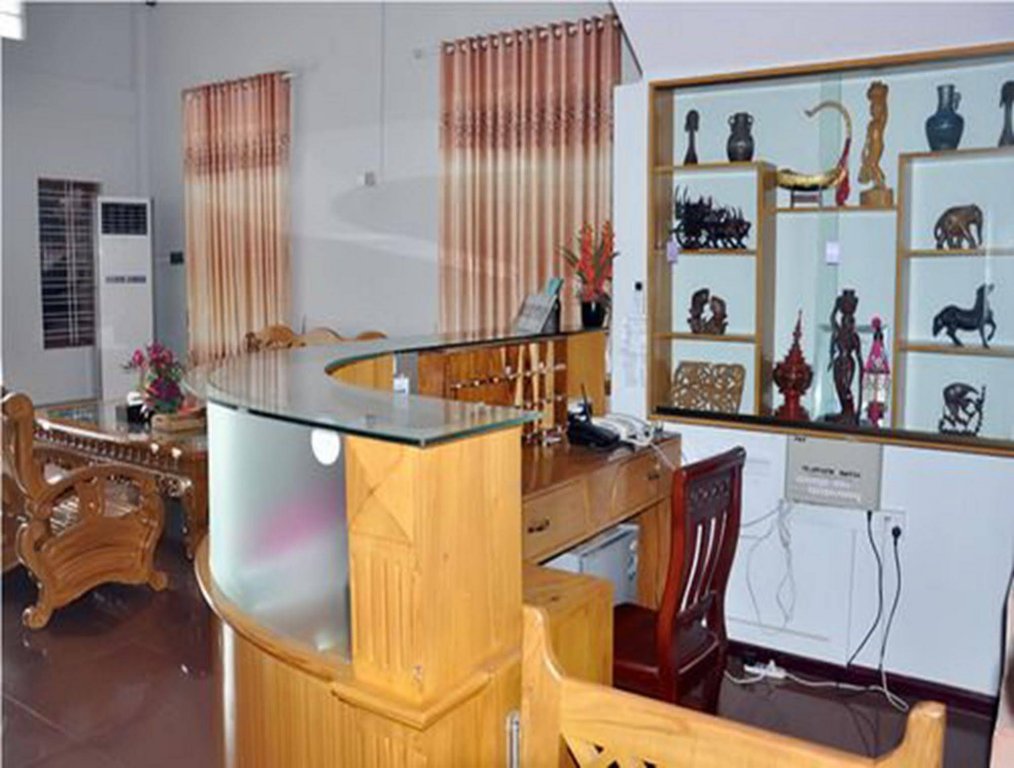 Фото Royal Tulip Hotel