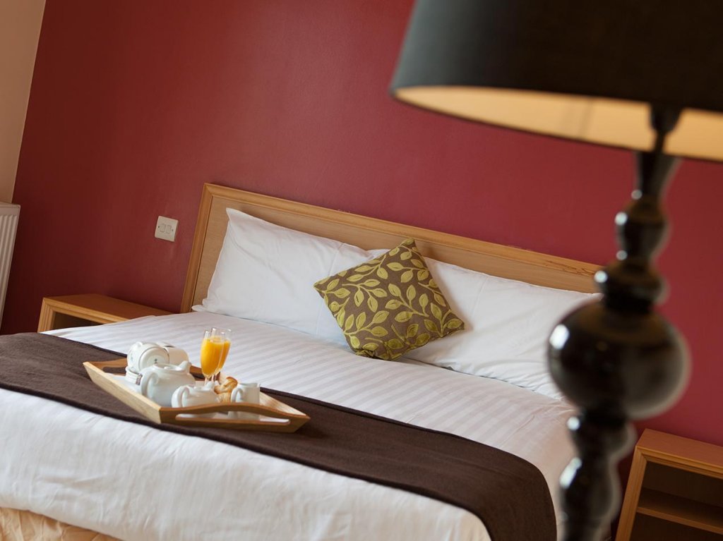 Фото Antoinette Hotel Wimbledon