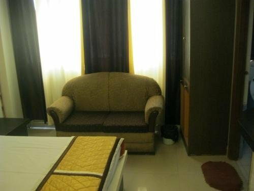 Гостиница Oyo 8076 Hotel Europe Plaza в Лакхнау